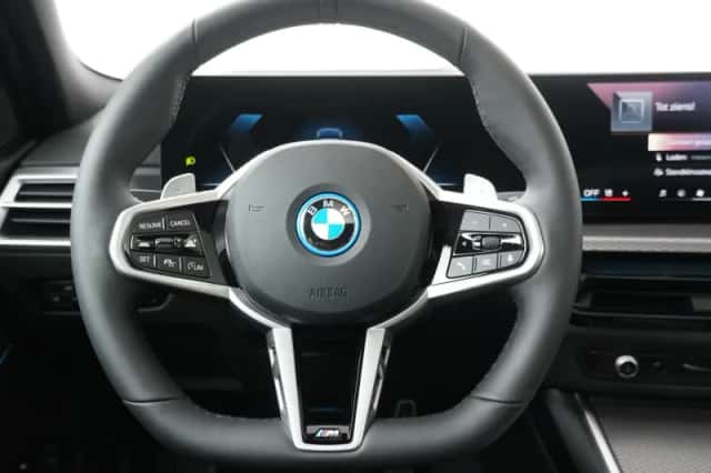 BMW 3-Serie (2025) thumbnail 2