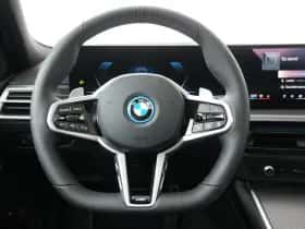 BMW 3-Serie (2025) thumbnail 2