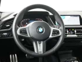 BMW 1-Serie (2024) thumbnail 2