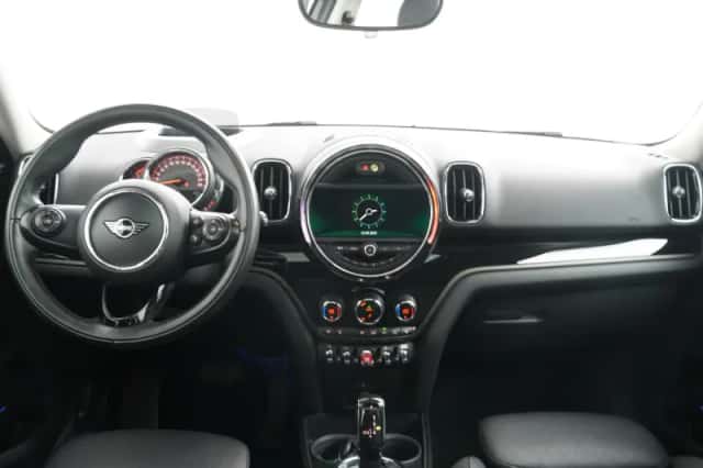 MINI Countryman (2019) thumbnail 5