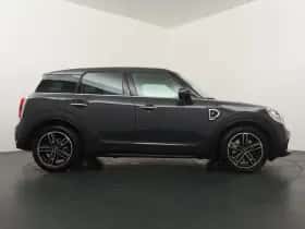 MINI Countryman (2019) thumbnail 8
