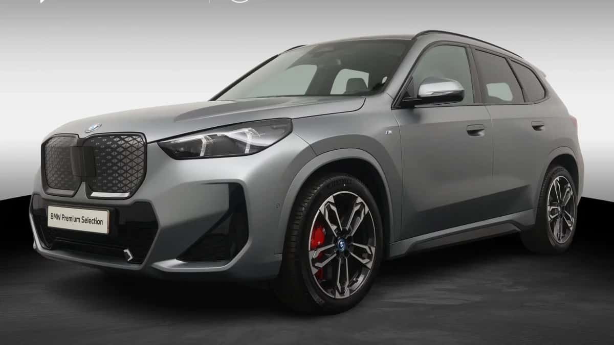 BMW iX1 (2025) — foto 1