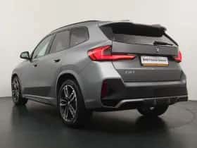 BMW iX1 (2025) thumbnail 11