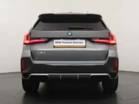 BMW iX1 (2025) thumbnail 10