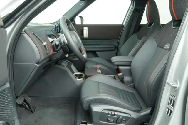 MINI Countryman (2025) thumbnail 4