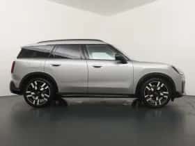 MINI Countryman (2025) thumbnail 8