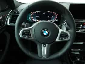 BMW X4 (2026) thumbnail 2