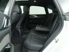 BMW i4 (2023) thumbnail 14