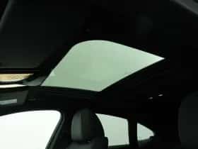 BMW i4 (2023) thumbnail 19