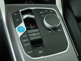 BMW i4 (2023) thumbnail 22
