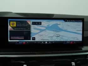 BMW X5 (2024) thumbnail 16