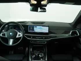BMW X5 (2024) thumbnail 5