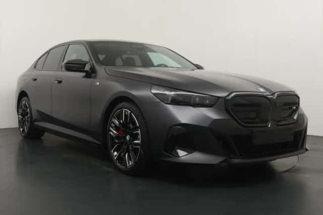 BMW i5 (2026) thumbnail 6