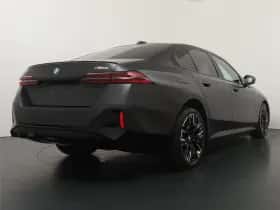 BMW i5 (2026) thumbnail 8