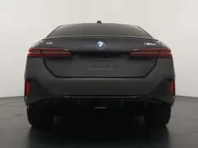 BMW i5 (2026) thumbnail 9