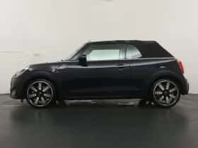 MINI Cabrio (2023) thumbnail 12