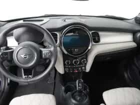MINI Cabrio (2023) thumbnail 5