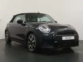 MINI Cabrio (2023) thumbnail 7