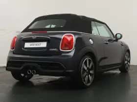 MINI Cabrio (2023) thumbnail 9