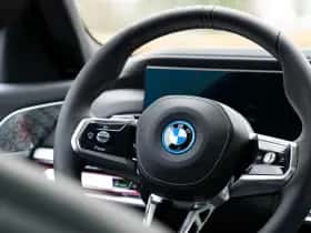 BMW i7 (2025) thumbnail 19