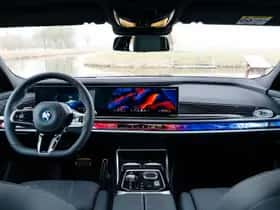 BMW i7 (2025) thumbnail 28