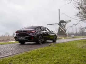 BMW i7 (2025) thumbnail 4