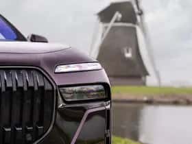 BMW i7 (2025) thumbnail 7
