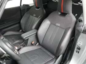 MINI Cabrio (2025) thumbnail 5