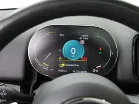 MINI Countryman (2022) thumbnail 3