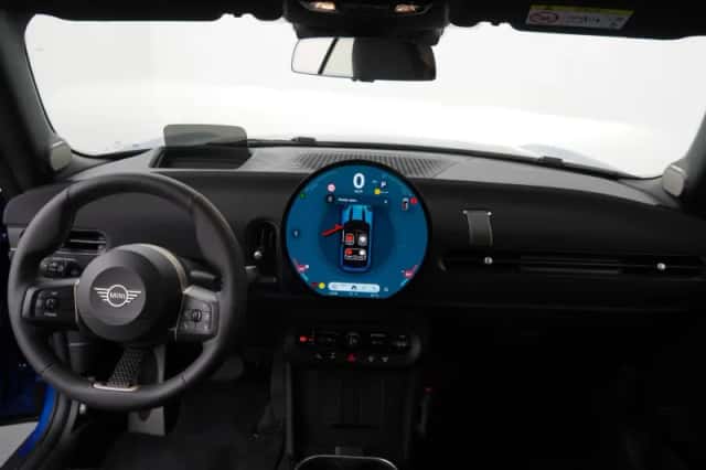 MINI Cabrio (2026) thumbnail 5