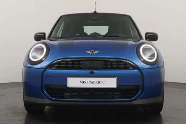 MINI Cabrio (2026) thumbnail 6