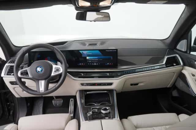 BMW X5 (2025) thumbnail 5