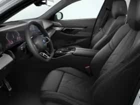 BMW i5 (2026) thumbnail 4