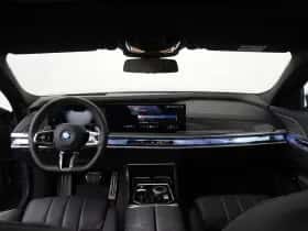 BMW 7-Serie (2025) thumbnail 5