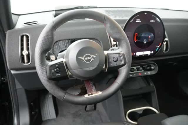 MINI Countryman (2026) thumbnail 2