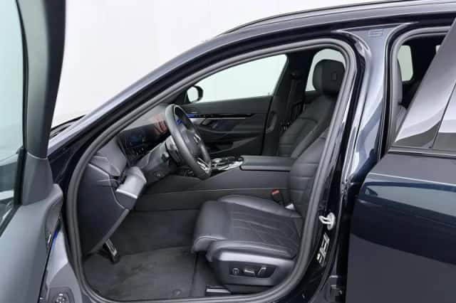 BMW 5-Serie (2025) thumbnail 4