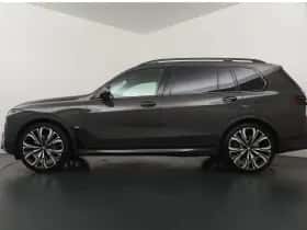 BMW X7 (2022) thumbnail 12