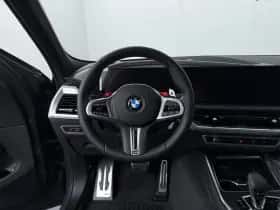 BMW XM (2026) thumbnail 2