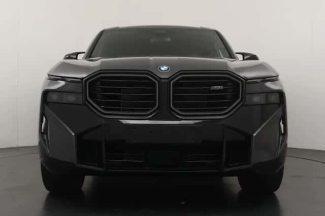 BMW XM (2026) thumbnail 6
