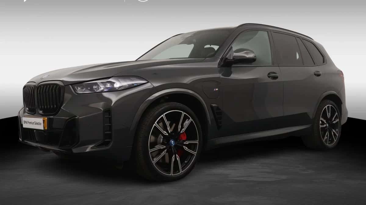 BMW X5 (2025) — foto 1