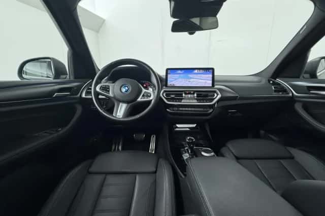 BMW X3 (2022) thumbnail 5