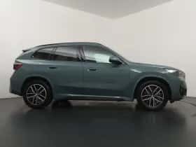 BMW X1 (2023) thumbnail 8