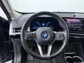 BMW X1 (2023) thumbnail 2