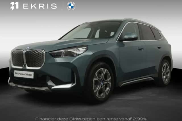BMW iX1 (2025) thumbnail 1