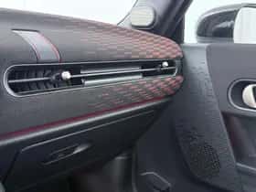 MINI Cabrio (2026) thumbnail 23