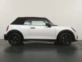MINI Cabrio (2026) thumbnail 8