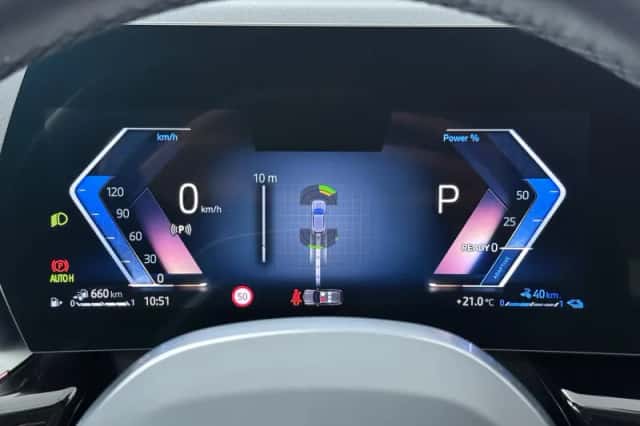 BMW X1 (2023) thumbnail 3