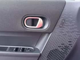 MINI Cabrio (2026) thumbnail 18
