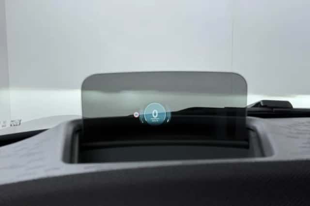 MINI Cabrio (2026) thumbnail 3