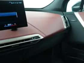 BMW iX (2021) thumbnail 27